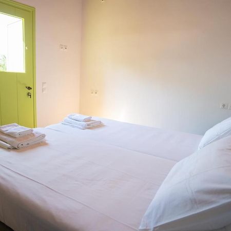 Simboro House - Kythoikies Holiday Houses Kýthira Esterno foto