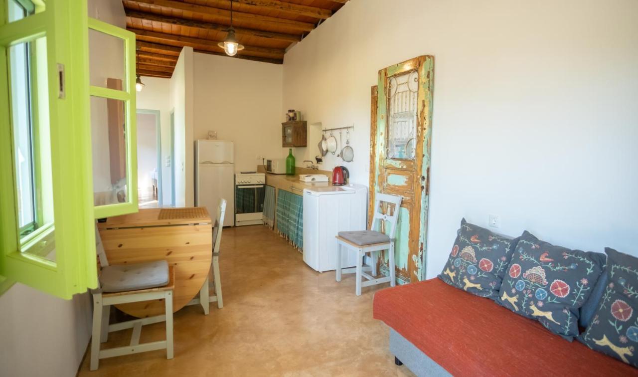 Simboro House - Kythoikies Holiday Houses Kýthira Esterno foto