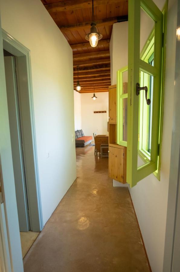 Simboro House - Kythoikies Holiday Houses Kýthira Esterno foto